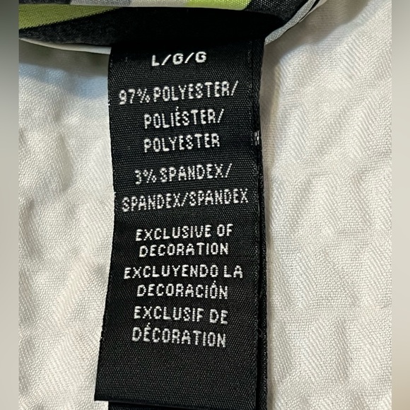 🎁 NWT! Geometrix New York Striped Button Down Shirt. - Picture 9 of 15